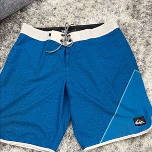 ‼️‼️‼️NOT for SALE‼️‼️‼️ SOLD❌Men's Blue and White Board Shorts